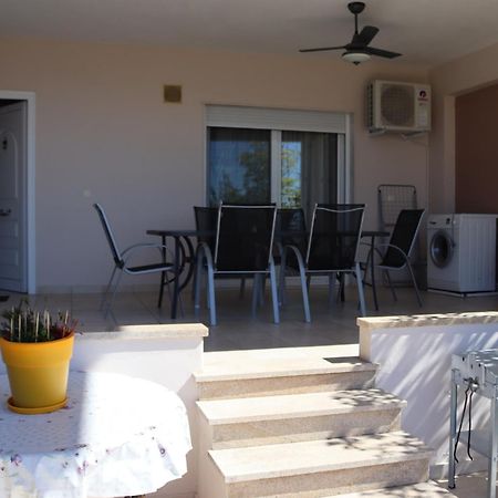 Lovely Studio With Beautiful Garden Kavála Exterior photo