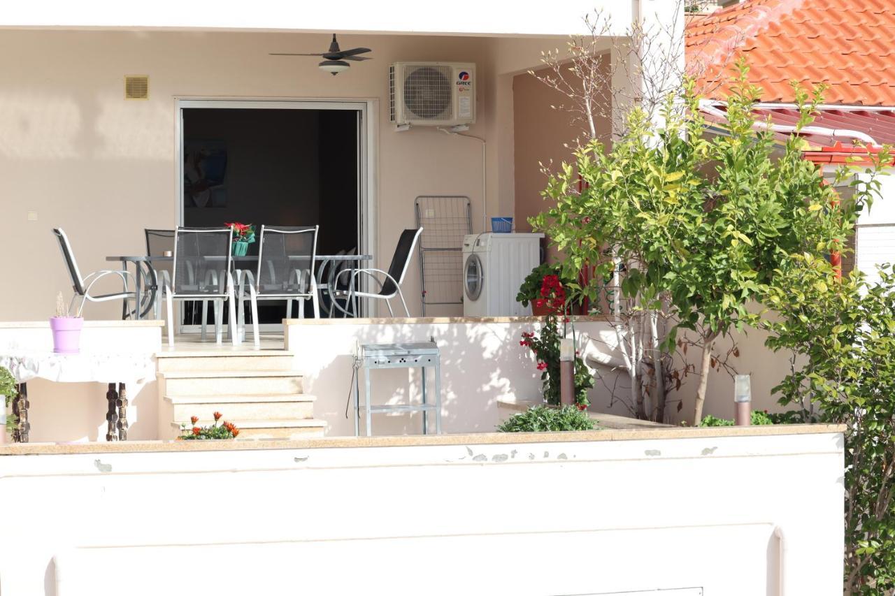 Lovely Studio With Beautiful Garden Kavála Exterior photo